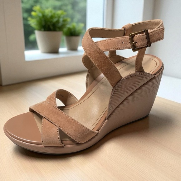 Vionic Bonita Wedge Sandal Wedges Macaroon Size 9,5 M Suede‎ Ankle Strappy - Picture 1 of 13
